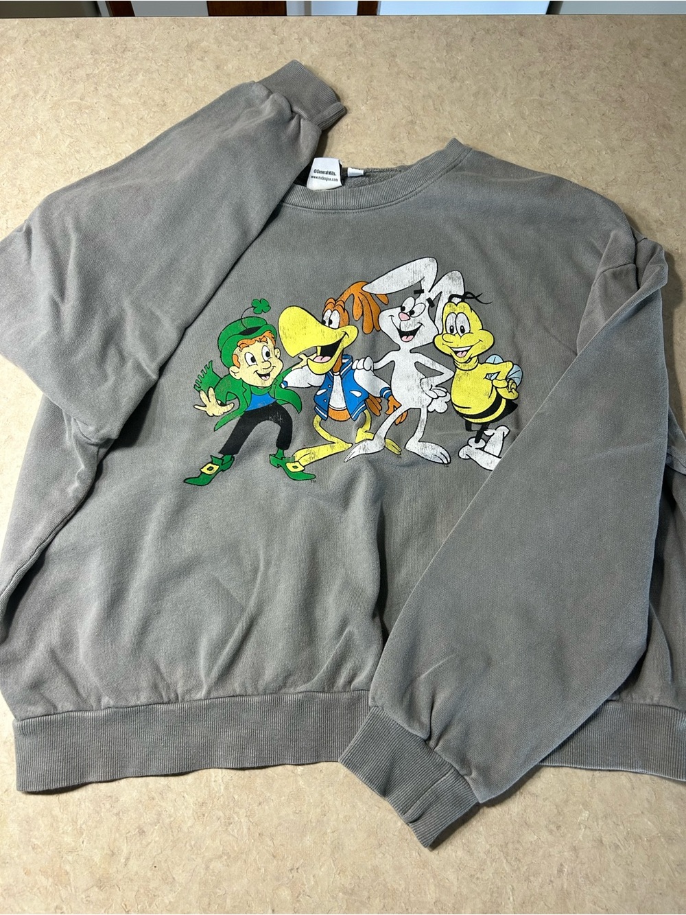 Lucky Charms Crewneck Sweatshirt Adult Large Gray General Mills Promotional